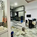 Cozy Nest 2Bhk By Lwb