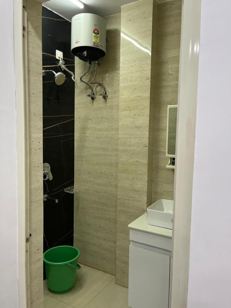 Apartment Cozy Nest 2bhk By Lwb New Delhi